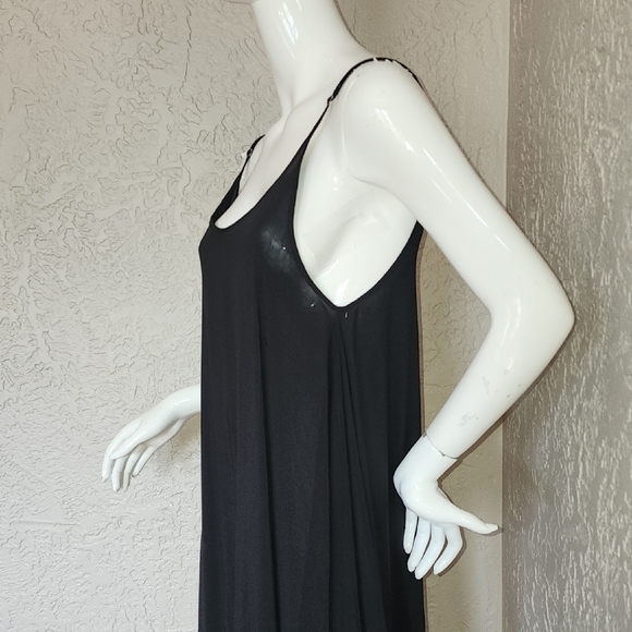 Chic Black Asymmetrical Slip Dress - Picture 3 of 9